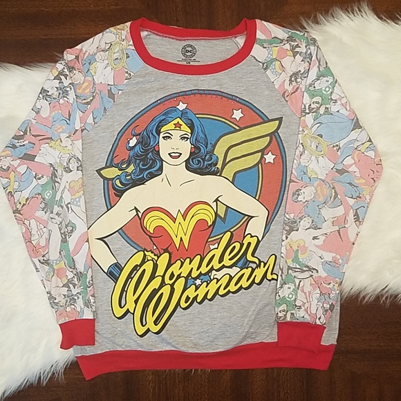 DC Comics Tops - 💋DC Comics, Wonder Woman Long Sleeves Top, Sz L